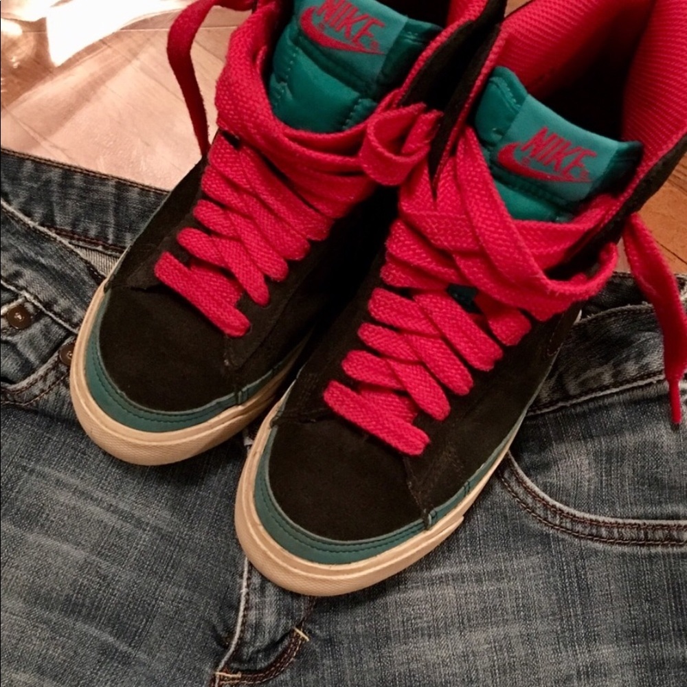 Nike Blazer Mid Size 6